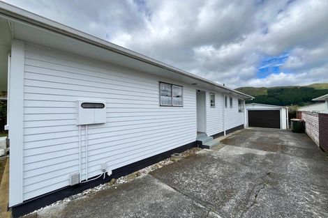 Photo of property in 11 Kendal Grove, Wainuiomata, Lower Hutt, 5014
