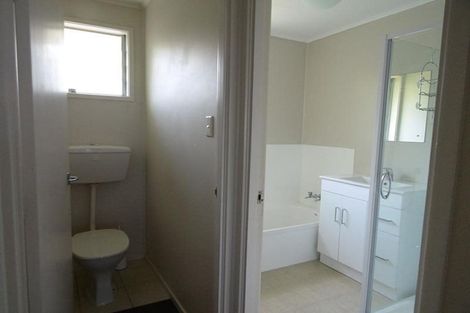 Photo of property in 1/11 Cassia Place, Sunnynook, Auckland, 0620