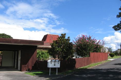 Photo of property in 2/12 Pamela Place, New Lynn, Auckland, 0600
