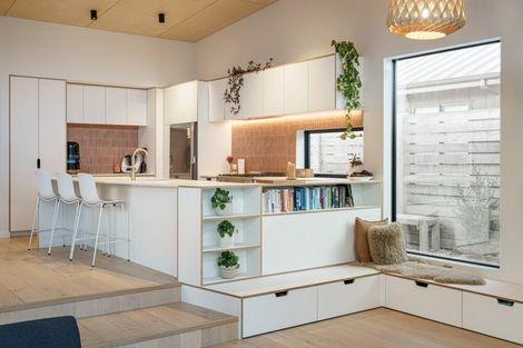 Photo of property in 17 Doug Ledgerwood Drive, Wanaka, 9305