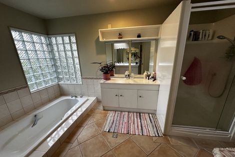 Photo of property in 88 Bay Street, Red Beach, 0932