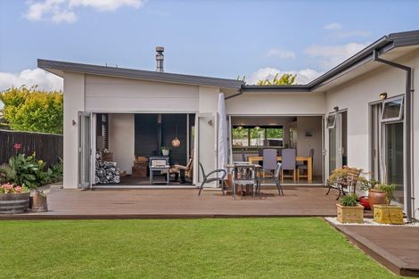 Photo of property in 9 Crown Close, Prebbleton, 7604