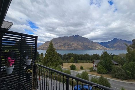 Photo of property in Arno Apartment, 11/8 Mckerrow Place, Sunshine Bay, Queenstown, 9300