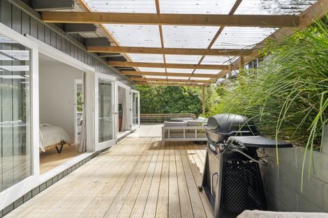 Photo of property in 2/14 Glenbush Place, Birkenhead, Auckland, 0626