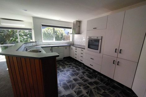 Photo of property in 2/44 Devonshire Road, Miramar, Wellington, 6022