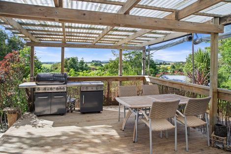 Photo of property in 10 Jenny Lane, Waiuku, 2123