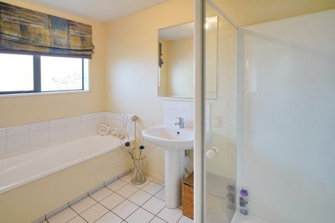 Photo of property in 2/6 Leith Place, Spreydon, Christchurch, 8024