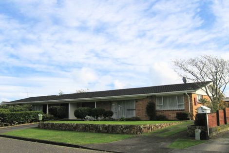 Photo of property in 2a Lesley Grove, Waikanae, 5036