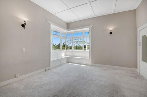 Photo of property in 14 Tiri Road, Manly, Whangaparaoa, 0930