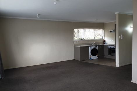 Photo of property in 126u2 Redwood Avenue, Tawa, Wellington, 5028
