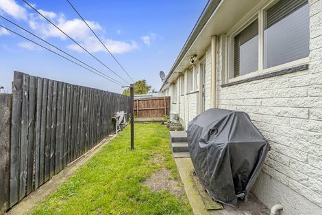 Photo of property in 9b Jade Place, Parklands, Christchurch, 8083