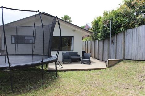 Photo of property in 1/40 Lilburn Crescent, Massey, Auckland, 0614
