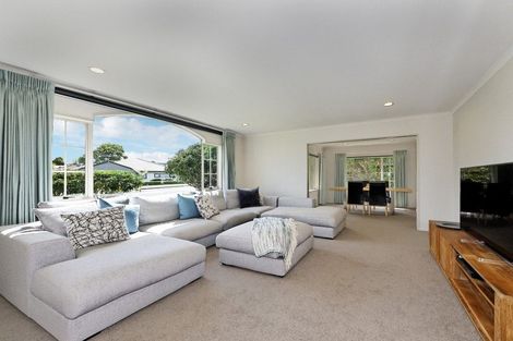 Photo of property in 22 Starlight Cove, Hobsonville, Auckland, 0618