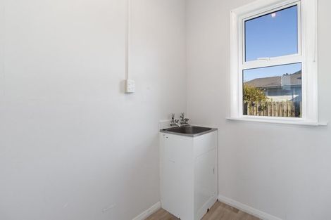 Photo of property in 11 Cochrane Street, Fairy Springs, Rotorua, 3015