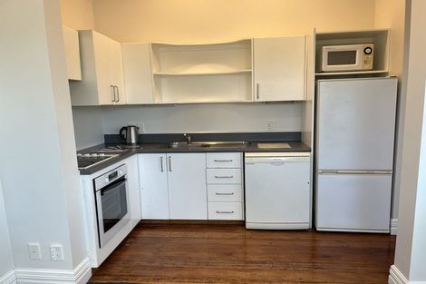 Photo of property in 246u1 The Terrace, Wellington Central, Wellington, 6011