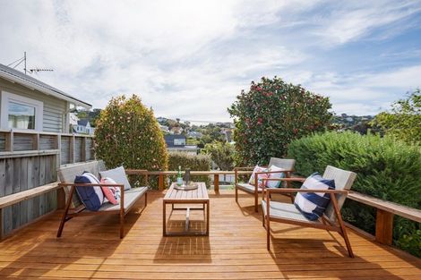 Photo of property in 11 Rimu Road, Kelburn, Wellington, 6012