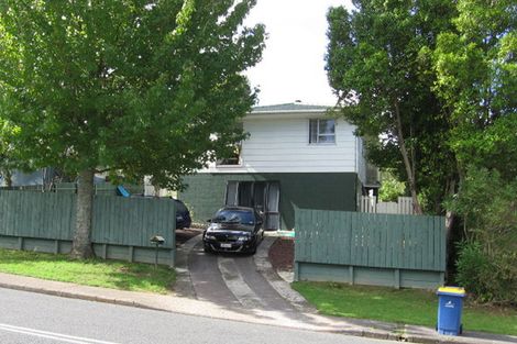 Photo of property in 38 Kemp Road, Massey, Auckland, 0614