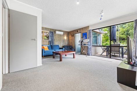 Photo of property in 743 Acacia Bay Road, Acacia Bay, Taupo, 3330