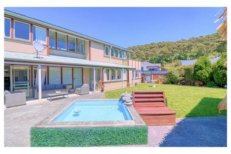 Photo of property in 28 Kawatiri Grove, Wainuiomata, Lower Hutt, 5014