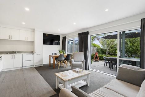 Photo of property in 122 Joseph Street, Flat Bush, Auckland, 2019