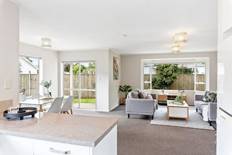 Photo of property in 42a Hookway Grove, Paraparaumu, 5032