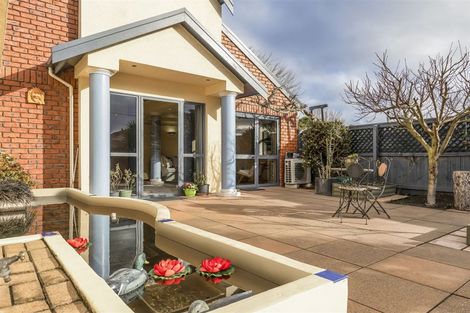 Photo of property in 30 Lees Road, Strowan, Christchurch, 8052