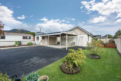 Photo of property in 71 Mcdonald Street, Mosgiel, 9024