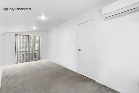 Photo of property in 2/9 Barcroft Place, Clendon Park, Auckland, 2103