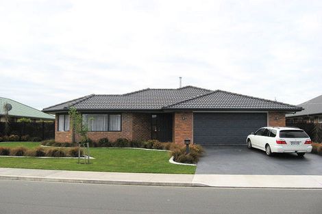 Photo of property in 90 Courtenay Drive, Kaiapoi, 7630
