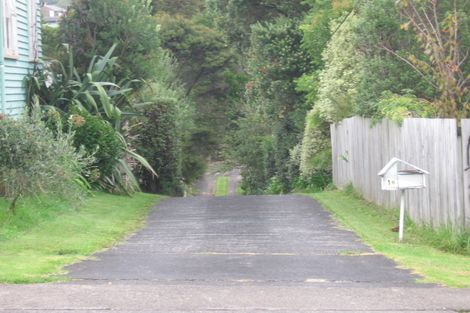 Photo of property in 16 Norman Road, Titirangi, Auckland, 0604