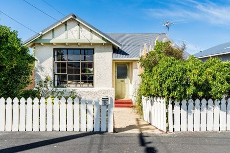 Photo of property in 5 Jackson Street, Saint Kilda, Dunedin, 9012