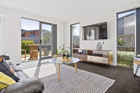 Photo of property in 38 Jarrett Terrace, Leamington, Cambridge, 3432