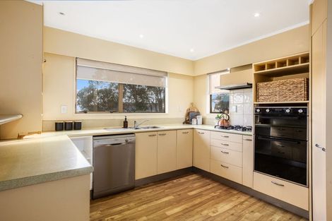 Photo of property in 14 Mercury Way, Whitby, Porirua, 5024