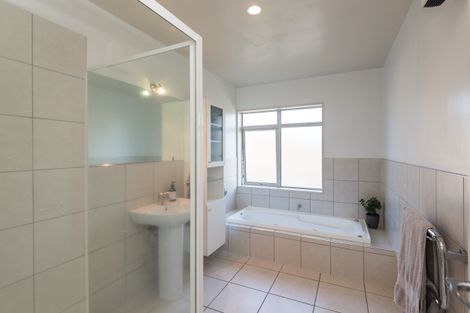 Photo of property in 31 Eversleigh Street, St Albans, Christchurch, 8014