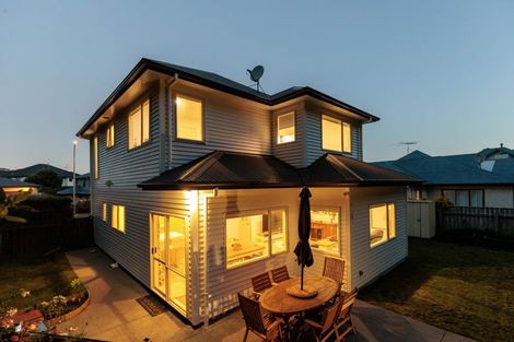 Photo of property in 6 Chippenham Grove, Churton Park, Wellington, 6037