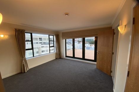 Photo of property in Endeavour Apartments, 125u6 Thorndon Quay, Pipitea, Wellington, 6011
