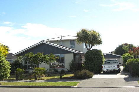 Photo of property in 11 Four Elms Place, Parklands, Christchurch, 8083