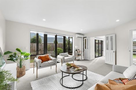 Photo of property in 32 Berkshire Drive, Avonhead, Christchurch, 8042