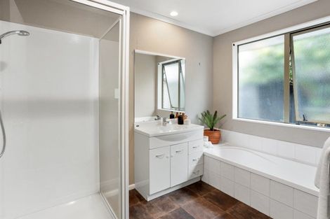 Photo of property in 2 Clydesdale Close, Papamoa Beach, Papamoa, 3118