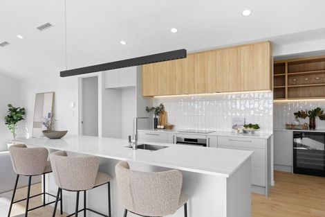 Photo of property in 14 Village Green Drive, Huntingdon, 7774