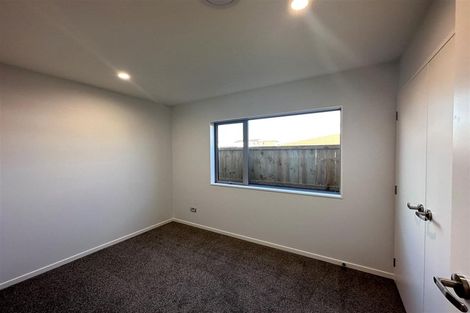 Photo of property in 16 Heihei Street, Papakura, 2110