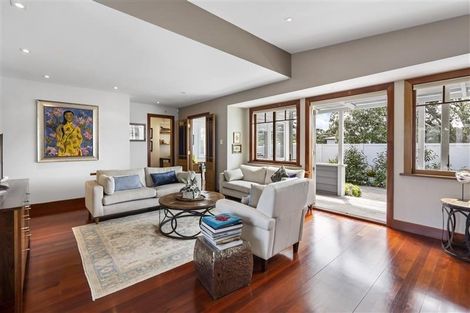 Photo of property in 18 Marie Avenue, Red Beach, 0932