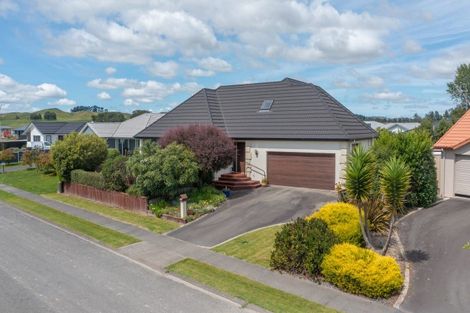 Photo of property in 86 Belgrove Drive, Waipukurau, 4200