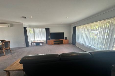 Photo of property in 41 Lansell Drive, East Tamaki Heights, Auckland, 2016