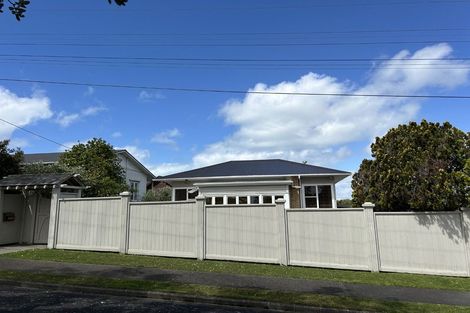 Photo of property in 1/12 Northumberland Avenue, Belmont, Auckland, 0622