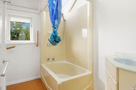 Photo of property in 741 South Titirangi Road, Titirangi, Auckland, 0604