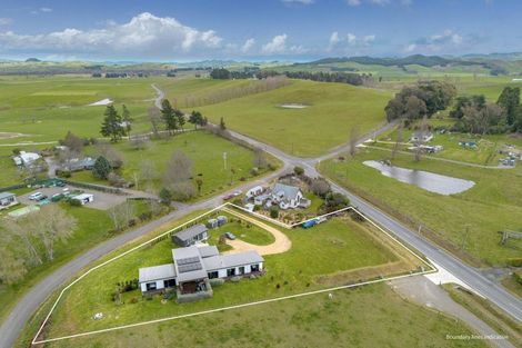 Photo of property in 9 Tamumu Church Road, Otane, Waipawa, 4271