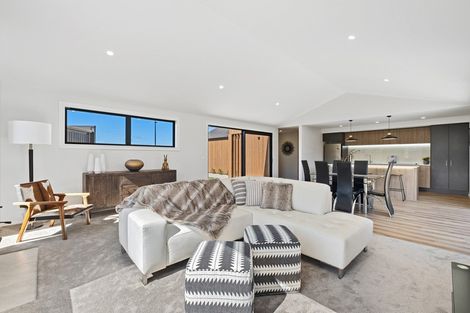 Photo of property in 5 Merivale Avenue, Wanaka, 9305