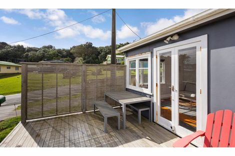Photo of property in 50 Sea View Road, Baylys Beach, Dargaville, 0377
