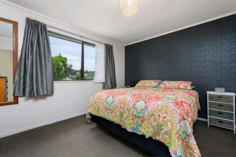 Photo of property in 44 Langstone Street, Welcome Bay, Tauranga, 3112